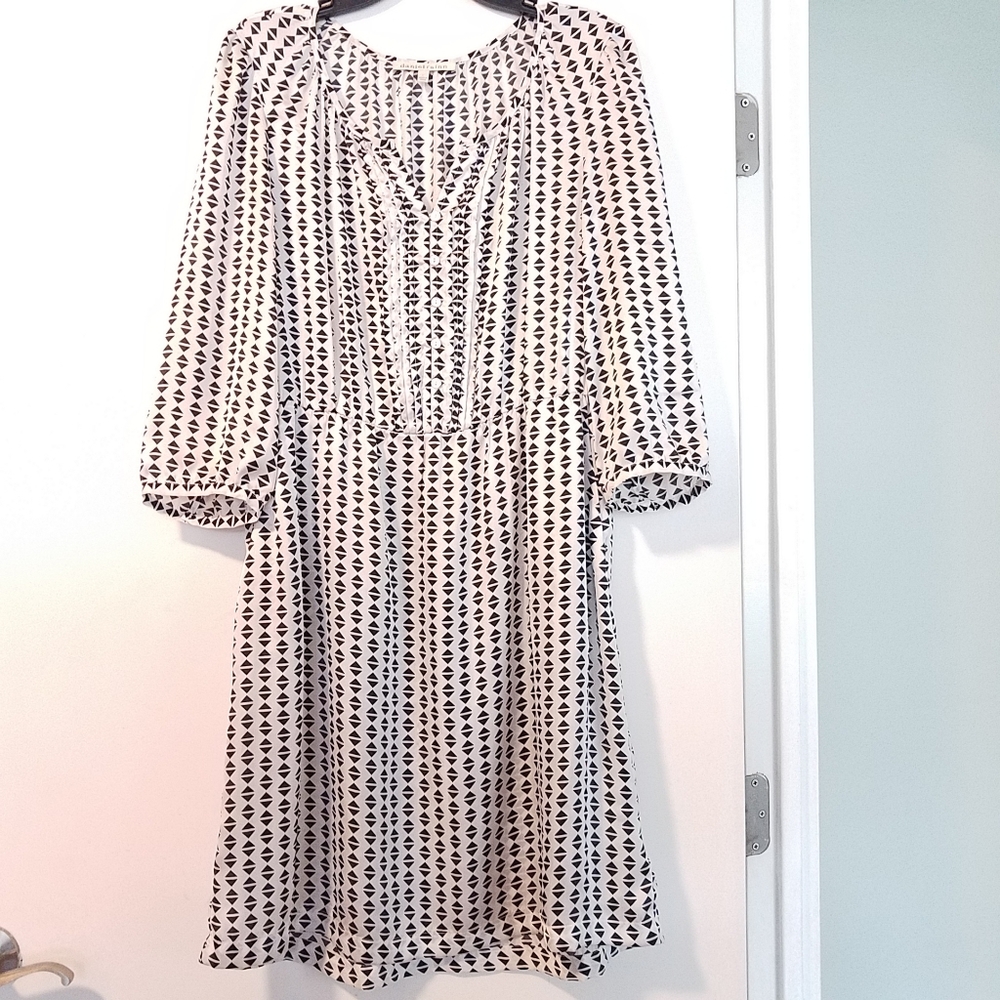 Daniel Rainn Split Neck Black & White Print Dress - image 3